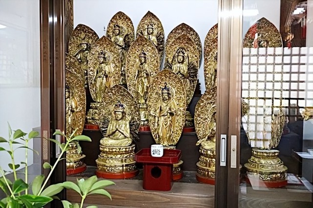 南京大屠杀后，松井石根从南京带走10坛血土，多年后才知...-16.jpg
