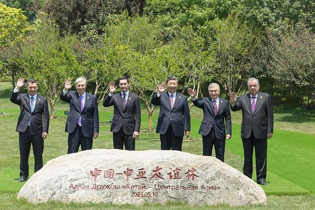 众行致远丨让世界文明百花园群芳竞艳-10.jpg