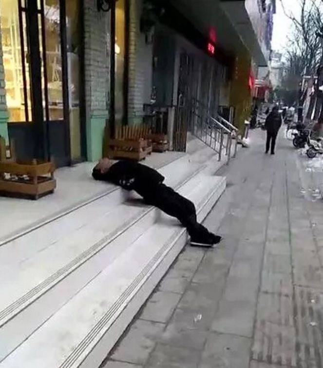 171755bofov0vcn557f5gc.jpeg