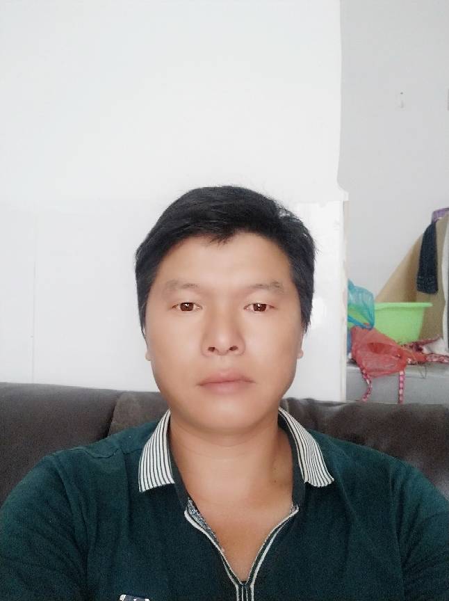 113512x2hh04mnthttub82.jpg
