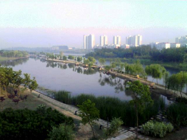 182335xc4n301emmu1141i.jpg