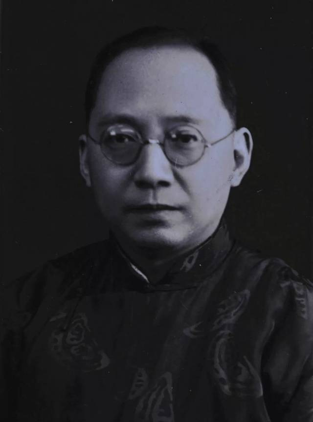 柳亚子收到《沁园春·雪》，文化圈围攻，毛泽东回信：鸦...-1.jpg
