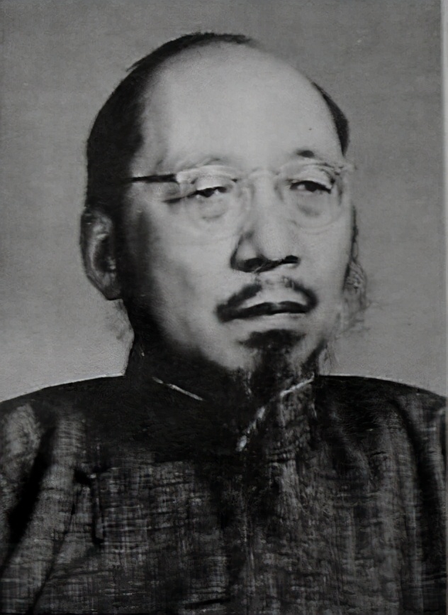 柳亚子收到《沁园春·雪》，文化圈围攻，毛泽东回信：鸦...-6.jpg