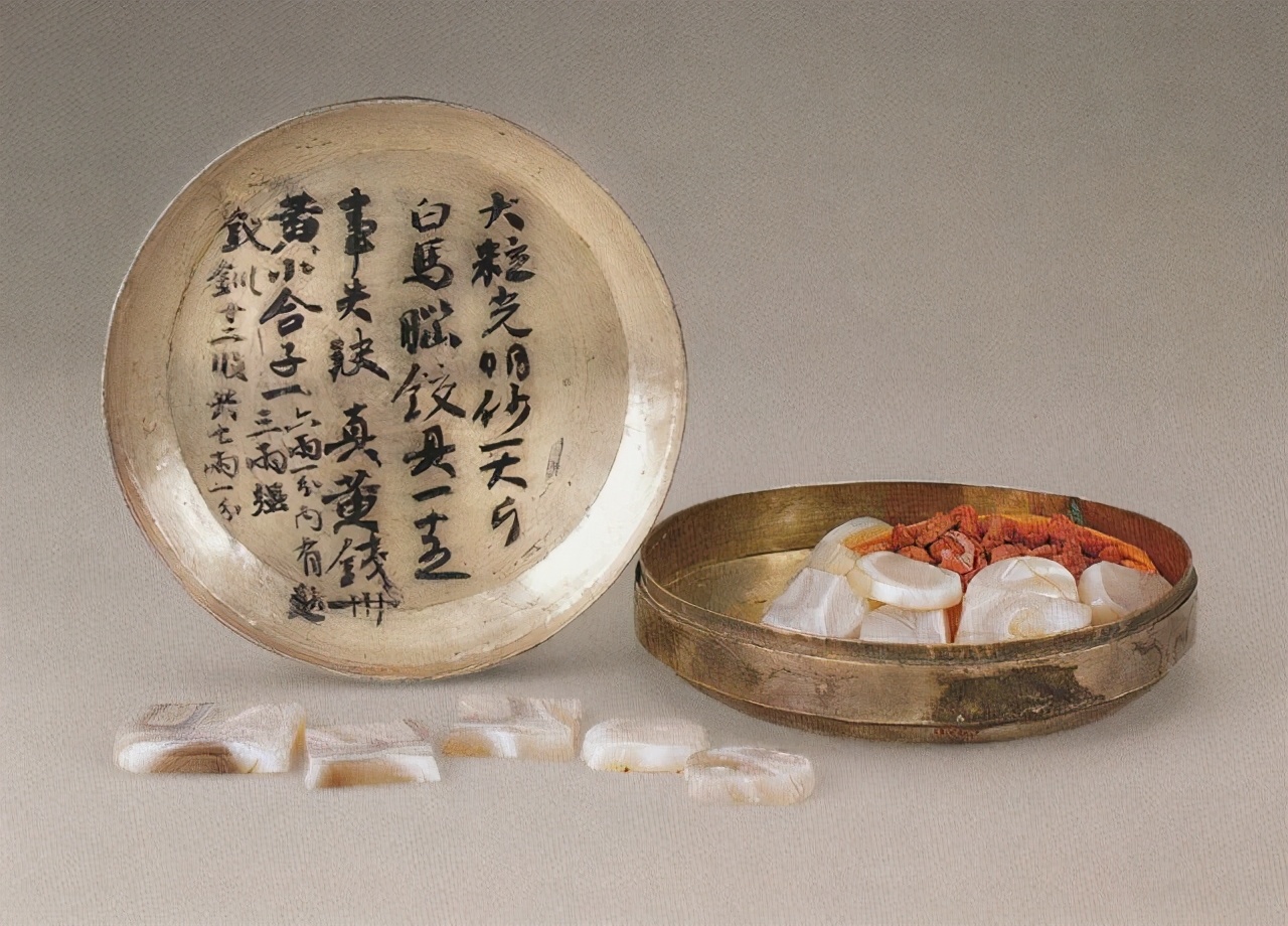 何家村遗宝，出土1000多件大唐金银器，第2批集影，请欣赏-15.jpg