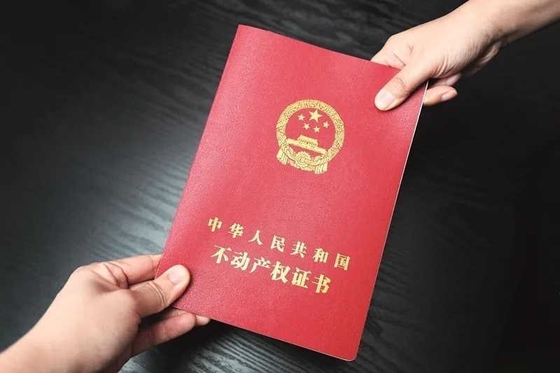 揭秘“套路贷”如何锁定“猎物”！一次贷款，家破人亡.....-2.jpg