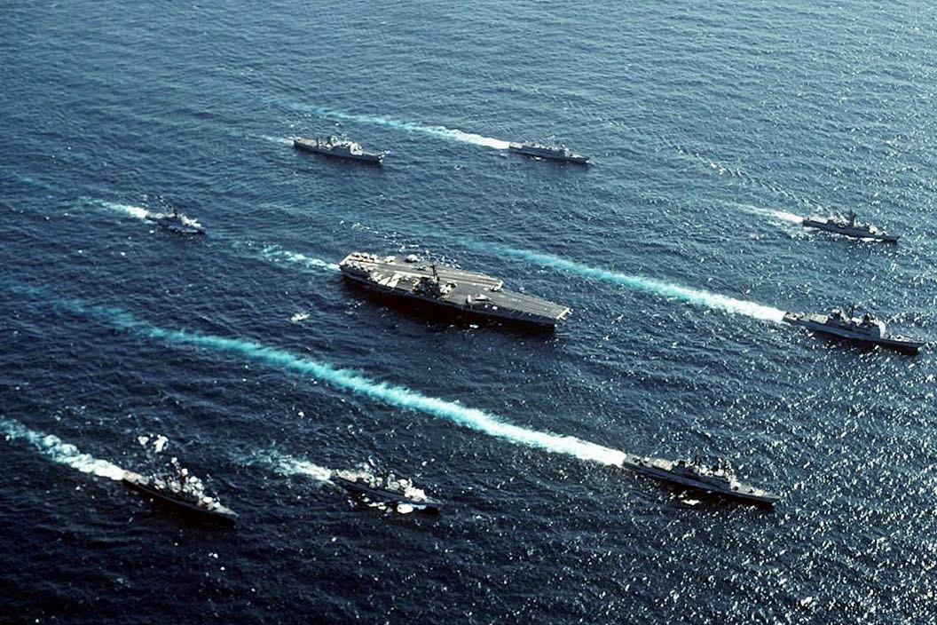 美国“全面对抗中国”重大提案出炉，警惕美搞垮苏联手...-1.jpg