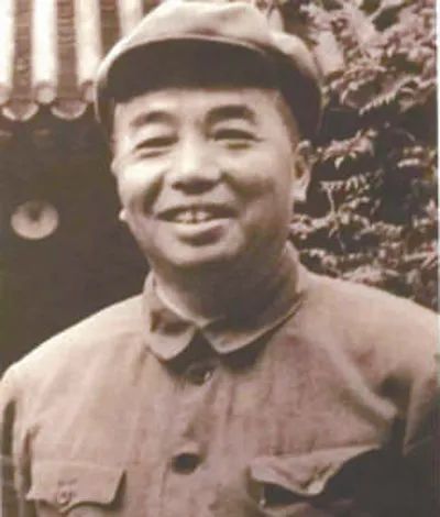 20 首热血诗词，忆百年峥嵘岁月-11.jpg