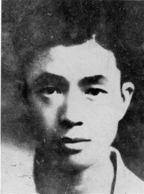 20 首热血诗词，忆百年峥嵘岁月-19.jpg