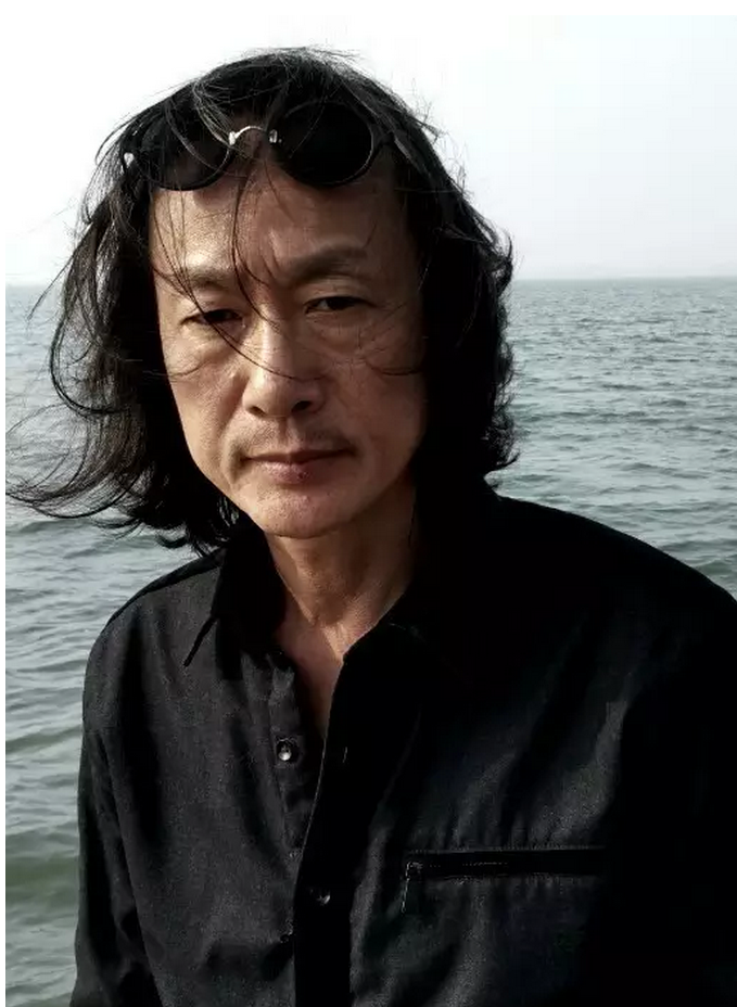 李不嫁：当代诗人最缺乏的风骨与脊梁-7.jpg