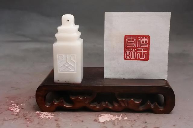 暖心！这些高校的毕业礼物，每一件都让人羡慕-39.jpg