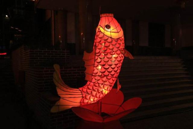元宵节诗词精选二十七首 今年元夜时，月与灯依旧-19.jpg