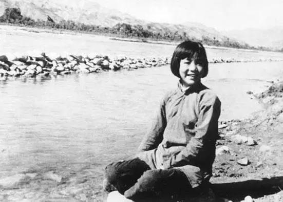 田华荣获“人民艺术家”国家荣誉称号-3.jpg