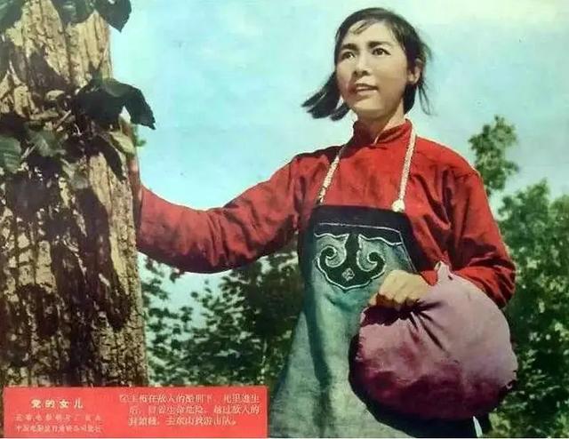 田华荣获“人民艺术家”国家荣誉称号-9.jpg